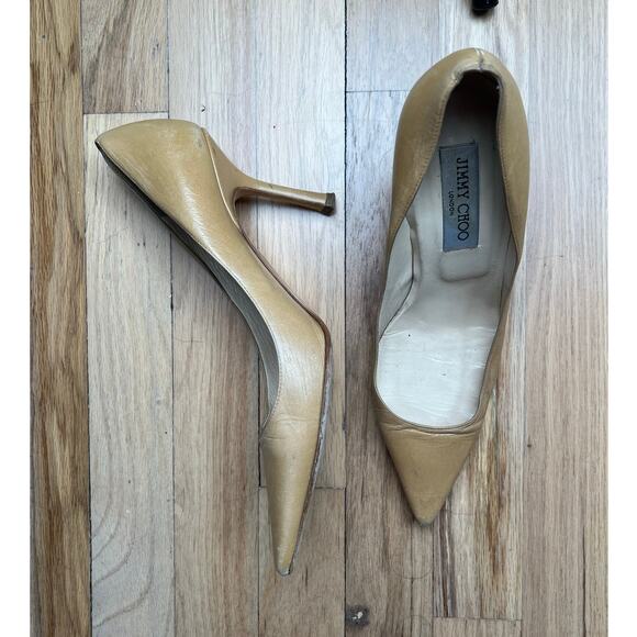 Jimmy Choo Women's 38.5 US 8.5 Camel Tan Heels Pumps Pointed Toe FLAWS - Picture 3 of 15